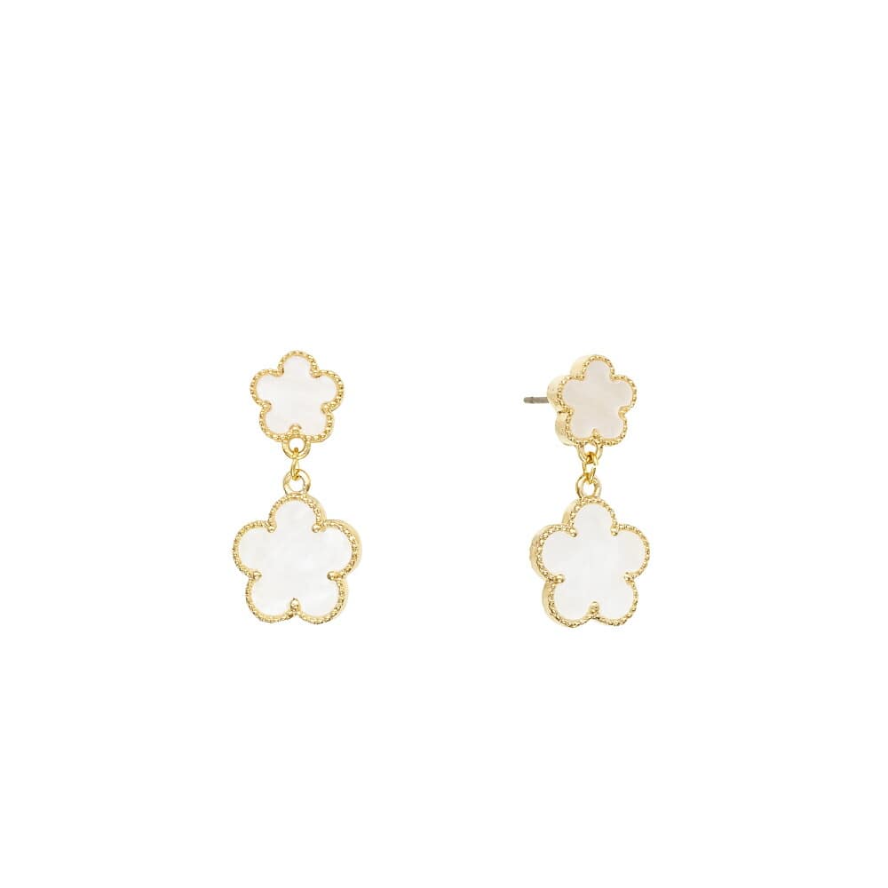 フラワー ピアス ホワイト